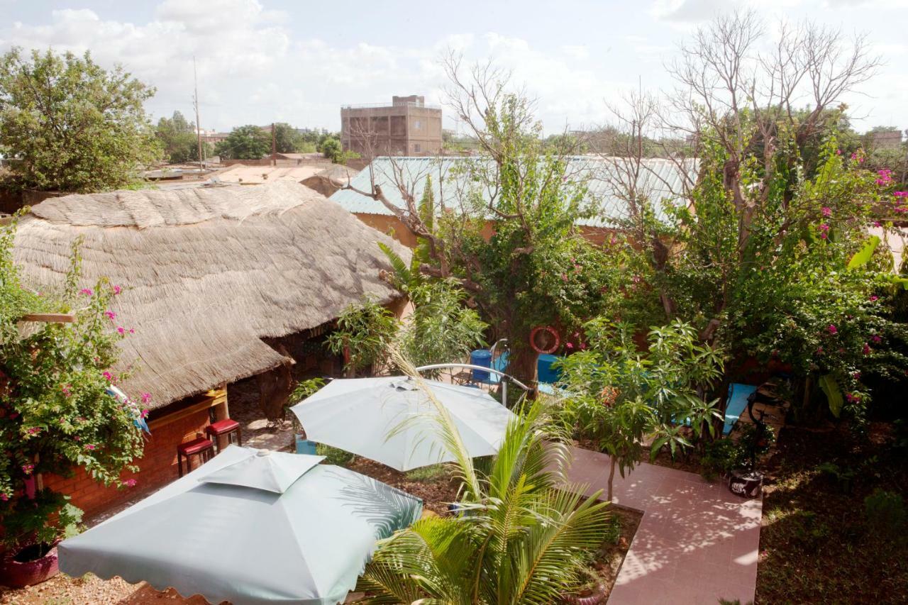 Residence Hotel Lwili Ouagadougou Exterior photo